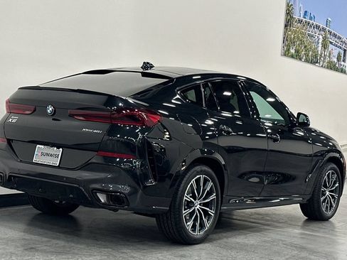 Used 2023 BMW X6 xDrive40i w/ M Sport Package AWD/4WD image 4