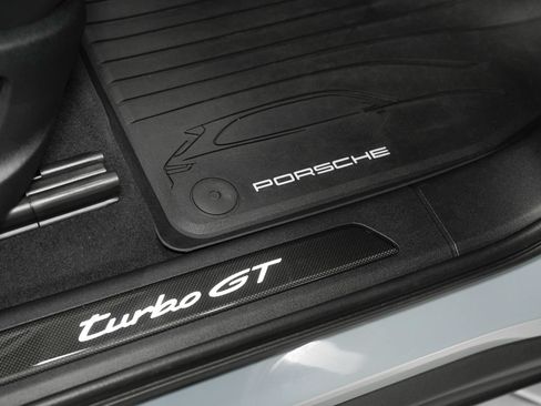 Used 2025 Porsche Cayenne Turbo GT AWD/4WD image 35