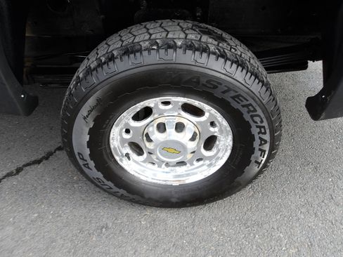 Used 2007 Chevrolet Silverado 2500 LT w/ 2LT Convenience Package image 22