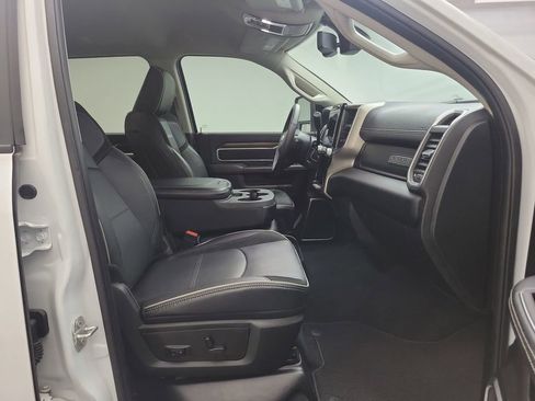 Used 2024 RAM 3500 Laramie image 26