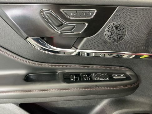 Used 2023 Lincoln Corsair Reserve w/ Equipment Group 201A image 18