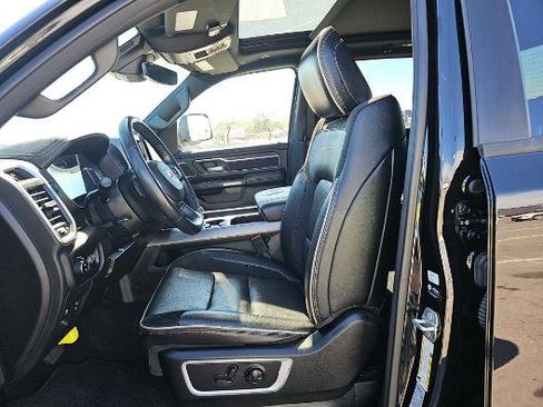 Used 2023 RAM 1500 Laramie image 12