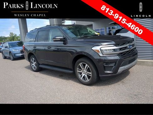 Used 2024 Ford Expedition XLT RWD image 1
