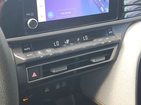 Certified 2025 Toyota Camry LE FWD image 28