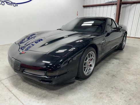 Used 2001 Chevrolet Corvette Z06 RWD image 10