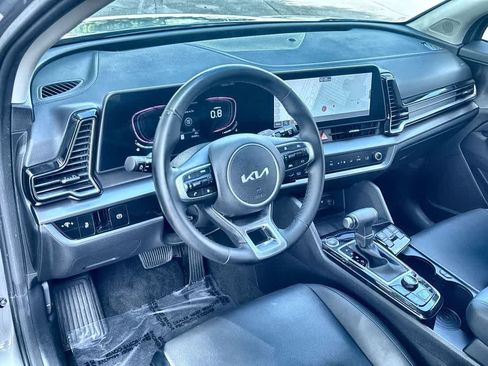 Used 2024 Kia Sportage EX FWD image 13