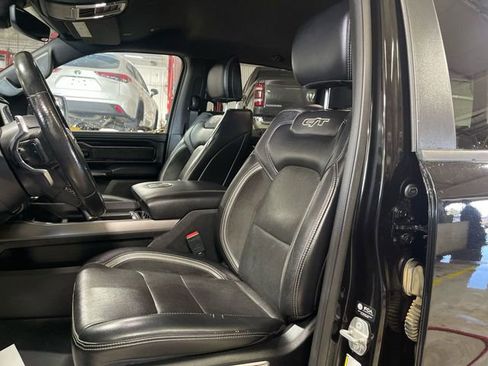 Certified 2022 RAM 1500 Laramie AWD/4WD image 11