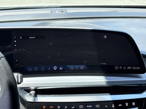 Certified 2024 Cadillac Lyriq Sport AWD/4WD image 33