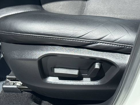 Used 2019 MAZDA CX-5 Touring FWD image 23