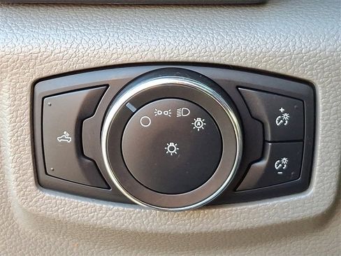 Used 2022 Ford F250 XL w/ Power Equipment Group image 23