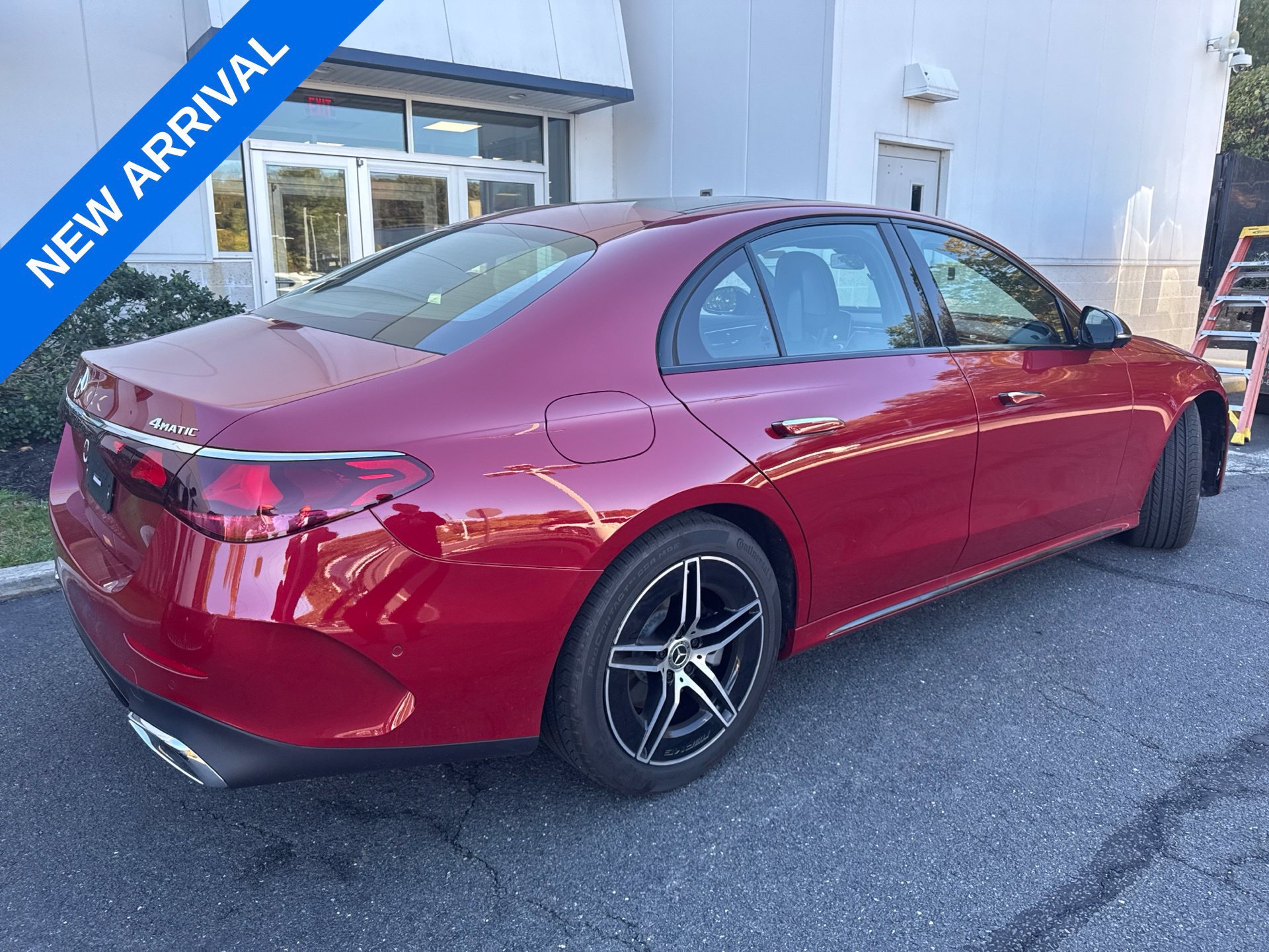Used 2026 Mercedes-Benz E 350 4MATIC Sedan image 2