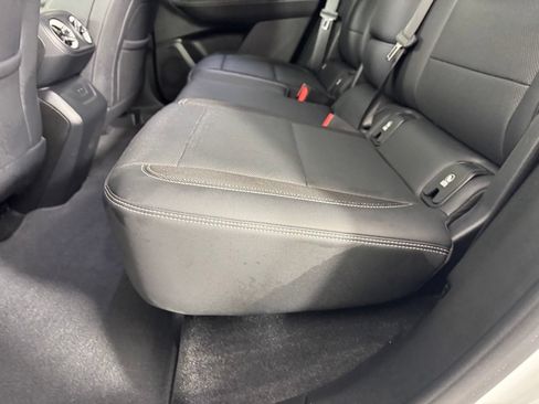 Used 2024 Chevrolet Blazer EV LT AWD/4WD image 30