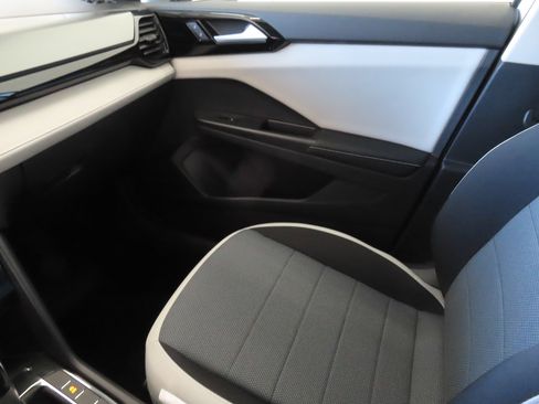 Used 2026 Volkswagen Taos S FWD image 19