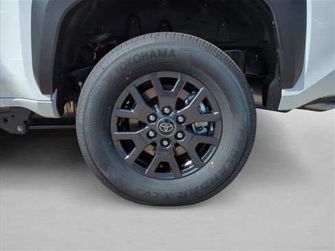 New 2025 Toyota 4Runner SR5 image 9