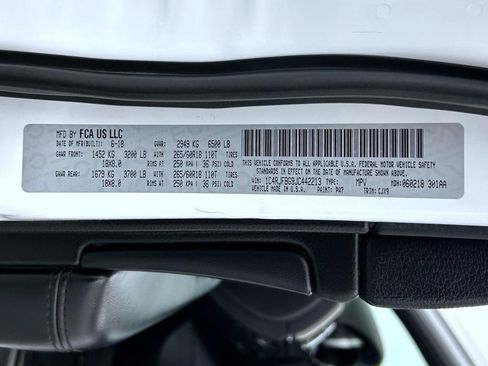 Used 2018 Jeep Grand Cherokee Limited image 25