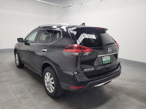 Used 2018 Nissan Rogue SV AWD/4WD image 5