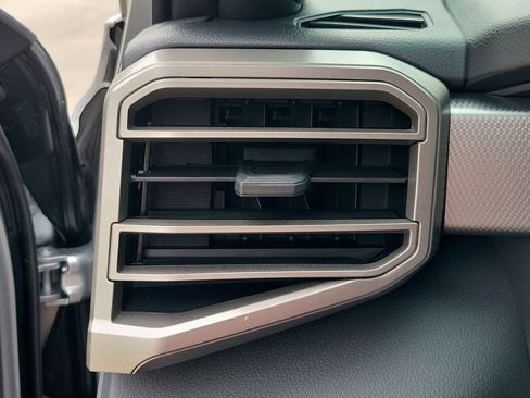 New 2026 Toyota Tundra Limited AWD/4WD image 31