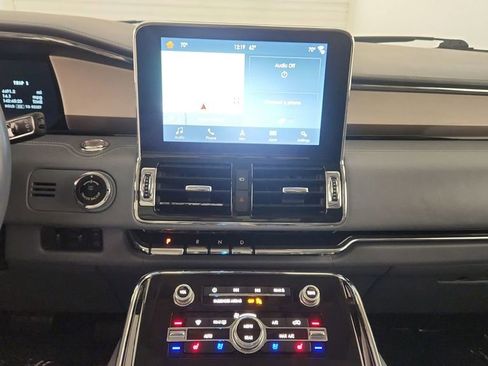 Used 2018 Lincoln Navigator Black Label image 12