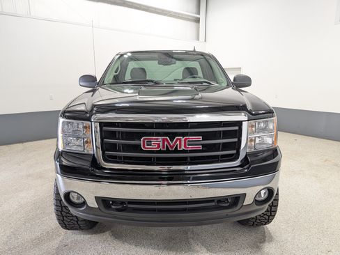 Used 2007 GMC Sierra 1500 SLE w/ SLE/SLT Trailering Package AWD/4WD image 8