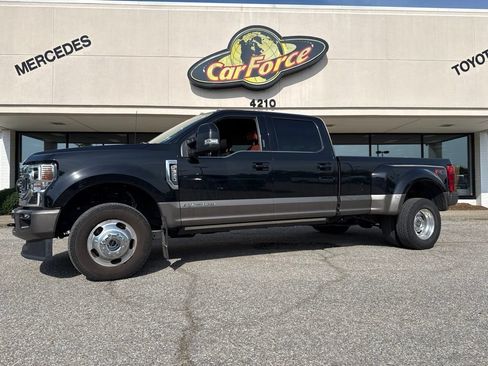 Used 2022 Ford F350 King Ranch w/ King Ranch Ultimate Package AWD/4WD image 21