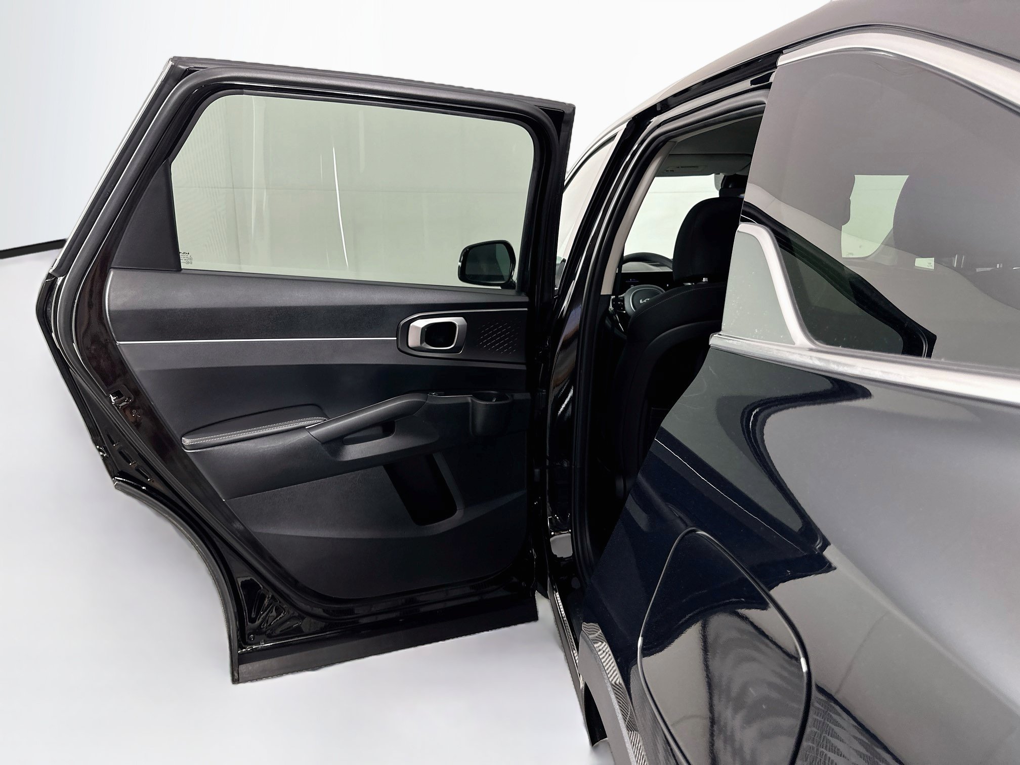 Used 2025 Kia Sorento LX FWD image 25