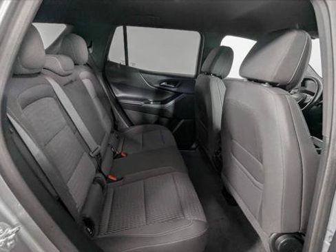 Used 2025 Chevrolet Equinox LT FWD image 19