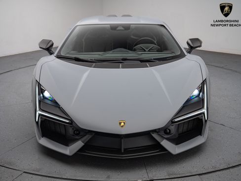 Used 2024 Lamborghini Revuelto image 11