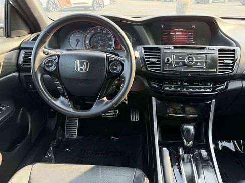 Used 2017 Honda Accord Sport Special Edition image 29