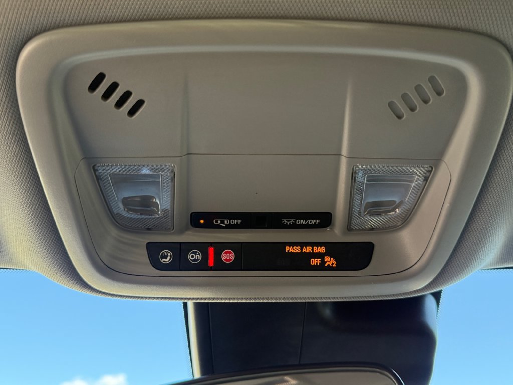 Used 2023 Chevrolet Malibu LT FWD image 16
