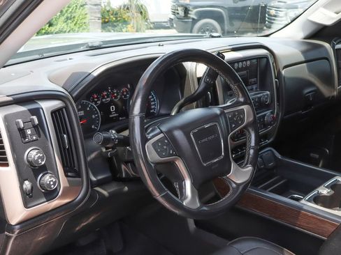 Used 2017 GMC Sierra 1500 Denali AWD/4WD image 24
