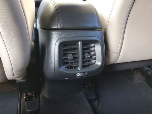 Used 2016 Jeep Cherokee Sport w/ Trailer Tow Group FWD image 16