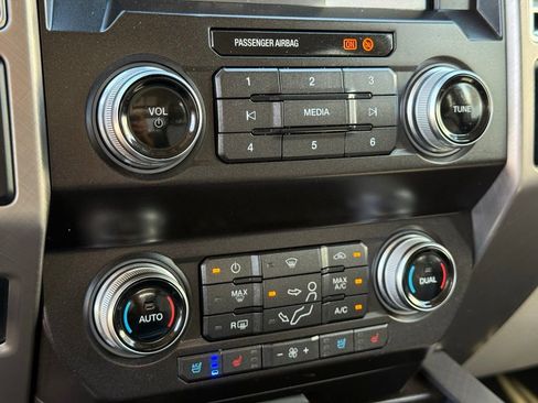 Certified 2019 Ford F250 Limited w/ FX4 Off-Road Package image 15