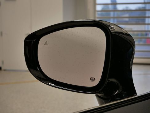 New 2026 Chrysler Pacifica Select image 2