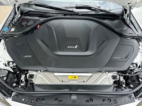 Used 2023 BMW i4 eDrive35 RWD image 14