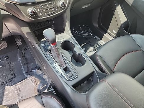 Used 2024 Chevrolet Equinox RS w/ RS Leather Package AWD/4WD image 21