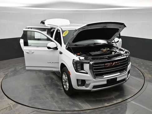 Used 2024 GMC Yukon SLT image 37