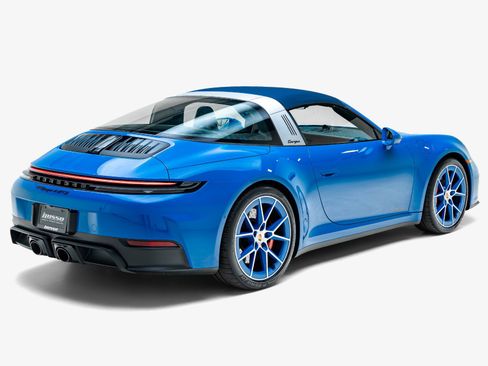 Used 2026 Porsche 911 Targa 4 GTS AWD/4WD image 15
