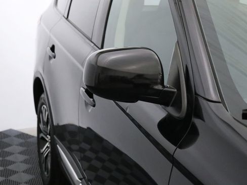 Used 2018 Mitsubishi Outlander ES FWD image 6