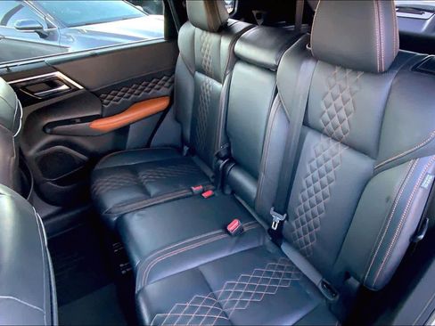 Used 2022 Mitsubishi Outlander SEL image 20