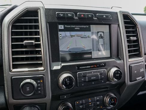 Used 2018 Ford F150 Raptor w/ Equipment Group 802A Luxury AWD/4WD image 31