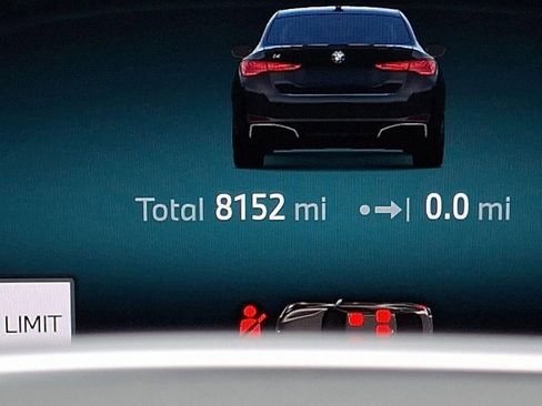 Used 2025 BMW i4 xDrive40i w/ Parking Assistance Package image 22