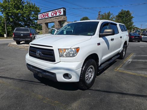 Used 2013 Toyota Tundra 4x4 CrewMax w/ TRD Rock Warrior Pkg image 7