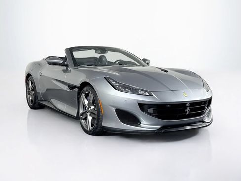 Used 2019 Ferrari Portofino RWD image 1