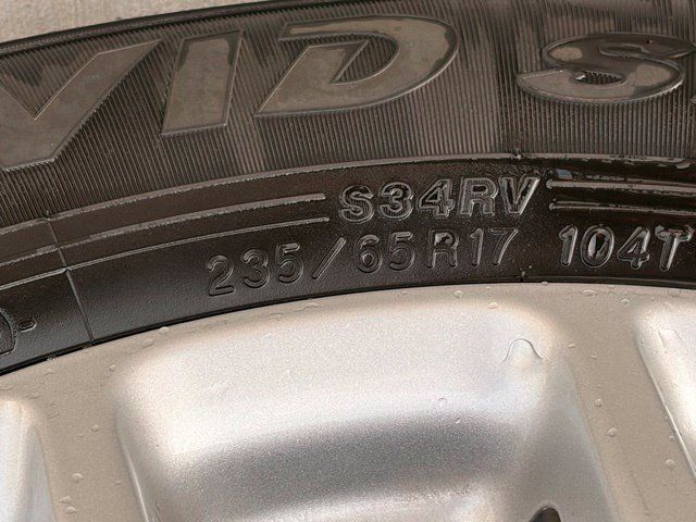 Certified 2025 Chrysler Pacifica Select FWD image 10