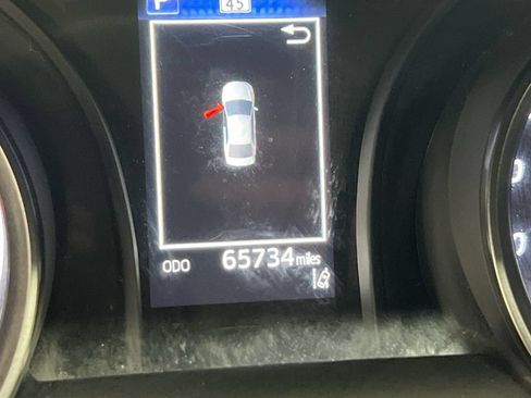 Used 2022 Toyota Camry SE FWD image 12