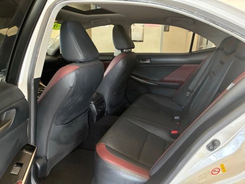 Used 2018 Lexus IS 300 image 23