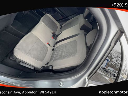 Used 2022 Ford Escape SE image 20