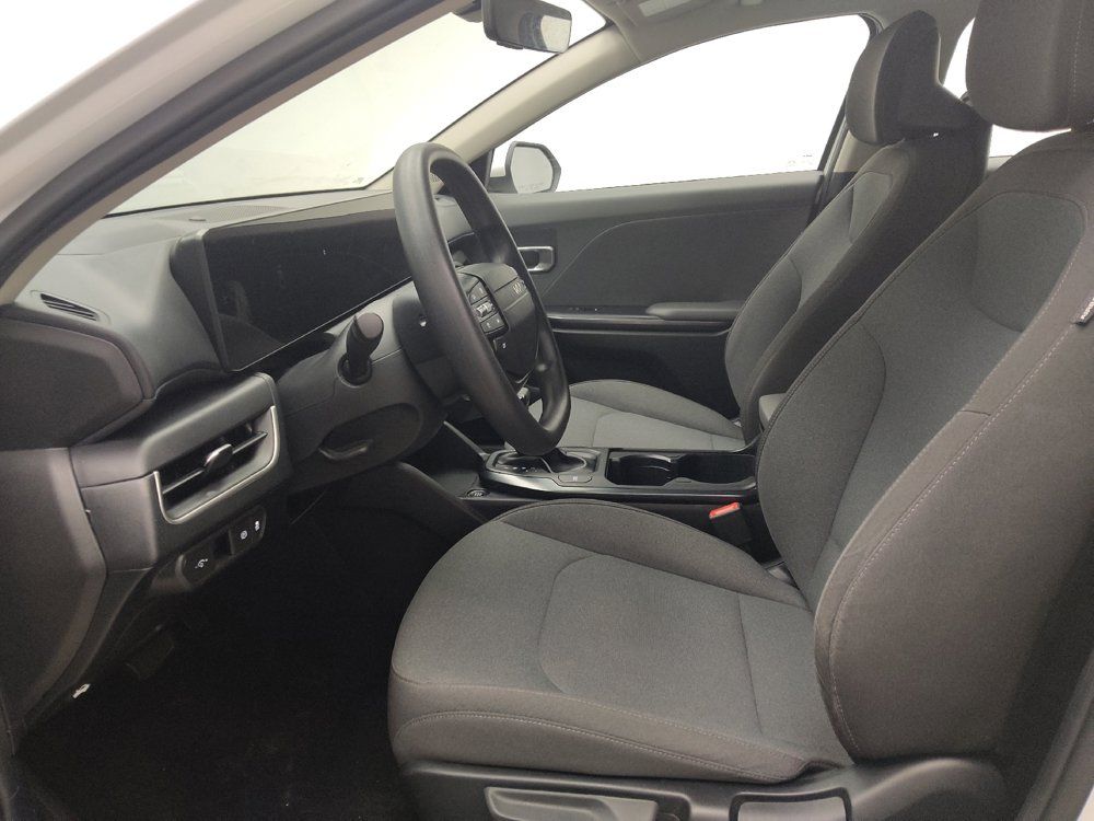 Used 2025 Kia K4 FWD image 17
