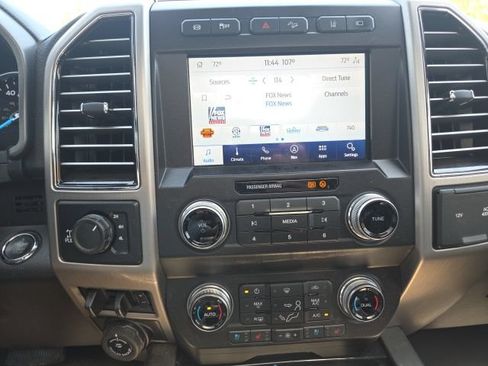 Used 2020 Ford F250 Platinum w/ FX4 Off-Road Package AWD/4WD image 11