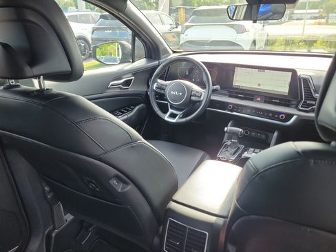 Used 2023 Kia Sportage X-Line AWD/4WD image 13